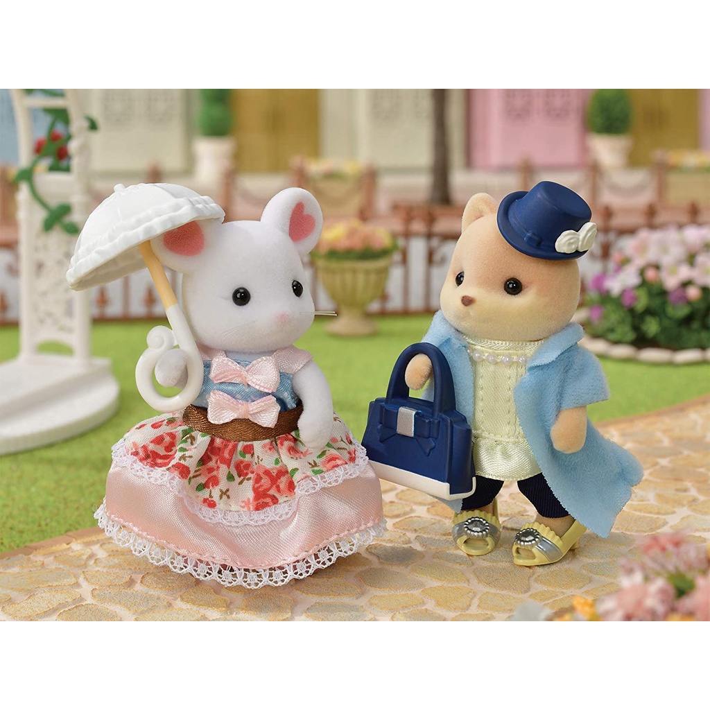 Đồ Chơi Sylvanian Families Thời Trang Thành Thị Của Quý Cô Chó Caramel Town Fashion Outfit Set