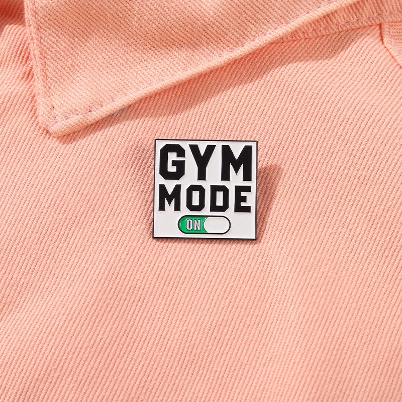Ghim Cài Áo Hình Vuông Tráng Men Khắc Chữ &quot;GYM MODE&quot; Dùng Làm Quà Tặng/Túi Xách/Túi Xách