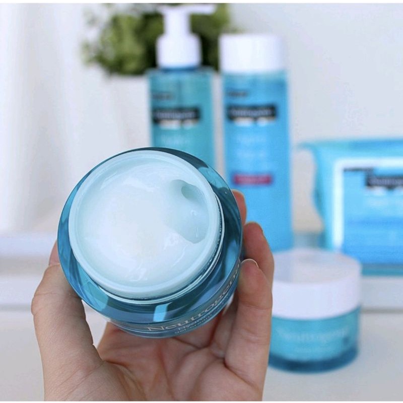 Kem dưỡng ẩm, cấp nước Neutrogena Hydro Boost Quater/Aqua gel