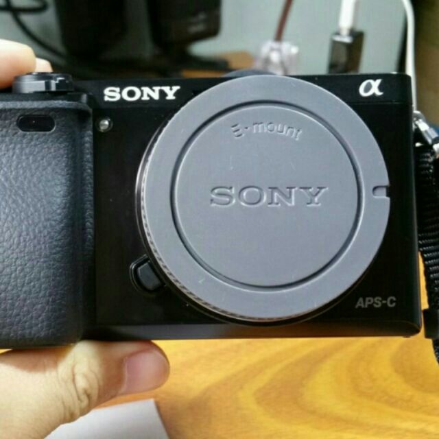 Bộ cáp body + cap sau len Sony Emount