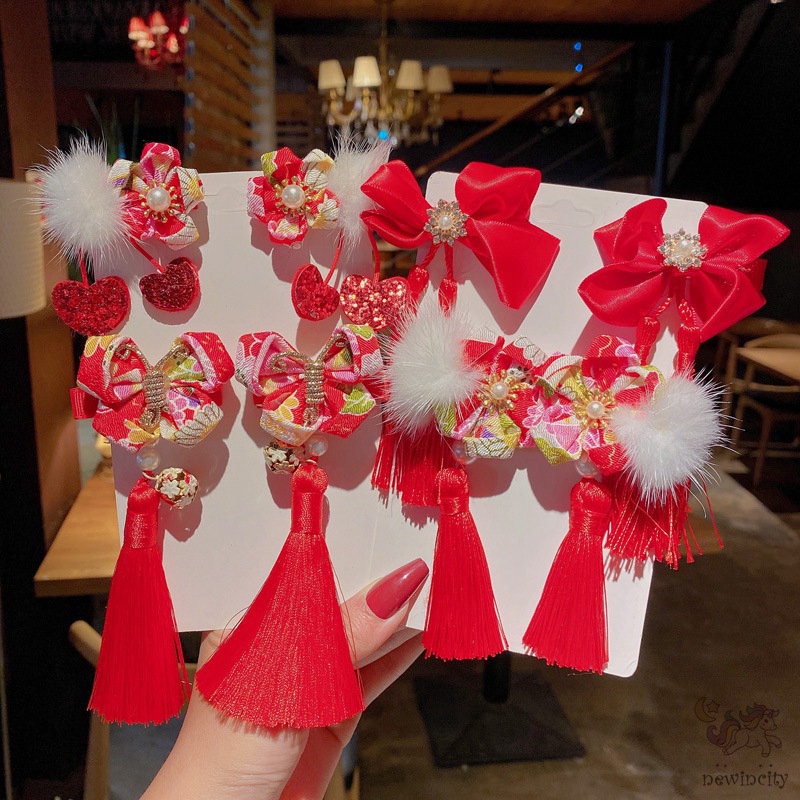 Kẹp tóc tua rua phong cách Trung Hoa mừng năm mới cho bé gái