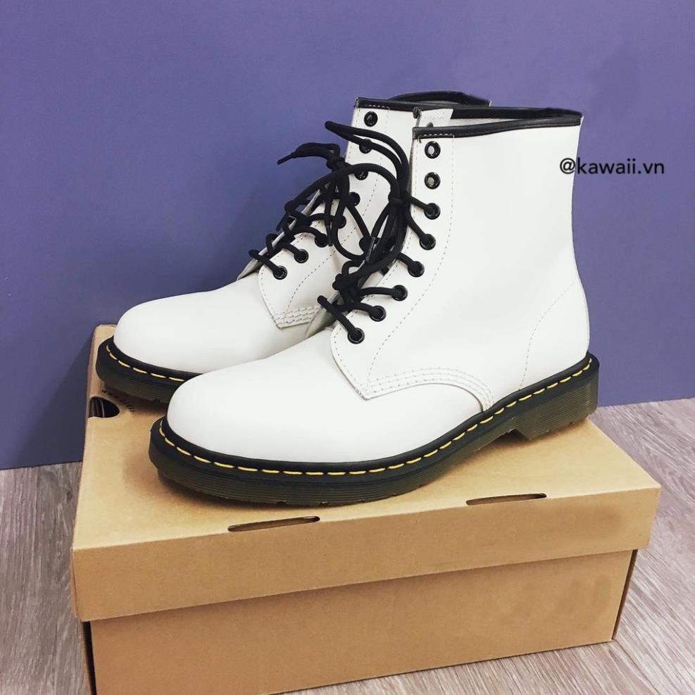 GIày SARAH BOOTS cổ cao chất da cao cấp màu trắng 8 nút đế thấp Kawaii.vn (ẢNH THẬT SHOP TỰ CHỤP) -pi9