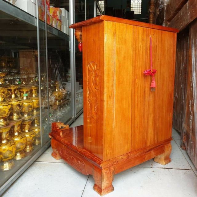 Bàn thờ thần tài ông địa gỗ xoan ngang 56 quỳ họp mẫu mới rất đẹp
