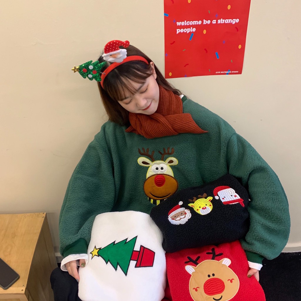 Áo Sweater Thêu Hình Họa Tiết Giáng Sinh Form Rộng Nhiều Màu Unissex