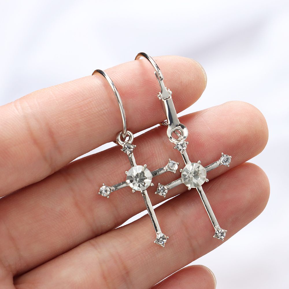 Bông Tai Hình Thánh Giá Phong Cách Gothic Cho Nữ Mihan1