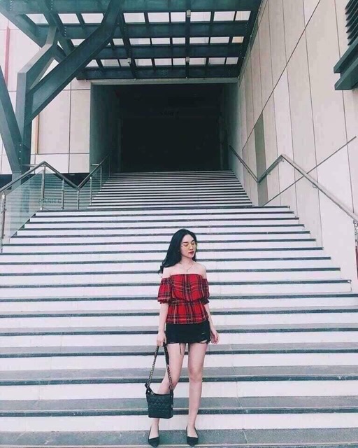 ÁO BỆT VAI PEPLUM CARO Đ