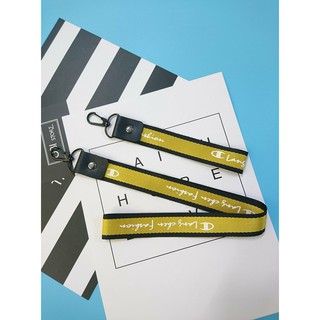 MÓC KHÓA DÂY STRAP NGẮN CHAMPION - DK26