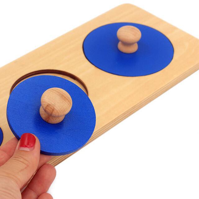 Giáo cụ Montessori 0-3 tuổi - Ghép 3 hình hình tròn to nhỏ - LOẠI TO ĐẸP