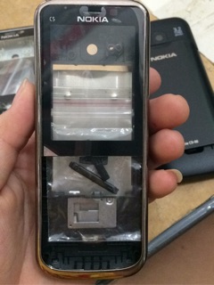 Vỏ nokia C5 có xương xịn