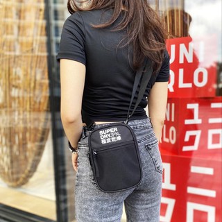 Túi đeo mini SuperDry