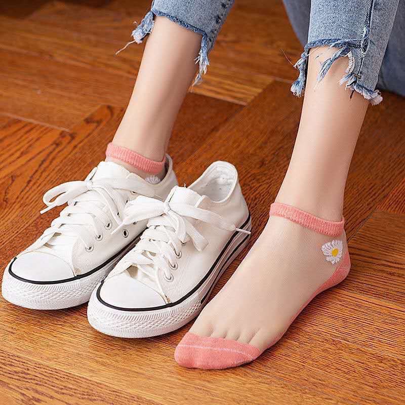 Tất vớ cổ ngắn nữc ren lưới hoạ tiết thêu hoa cúc phong cách Hàn Quốc