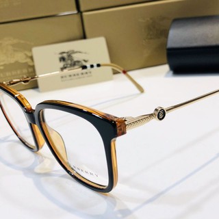 Kính Burberry