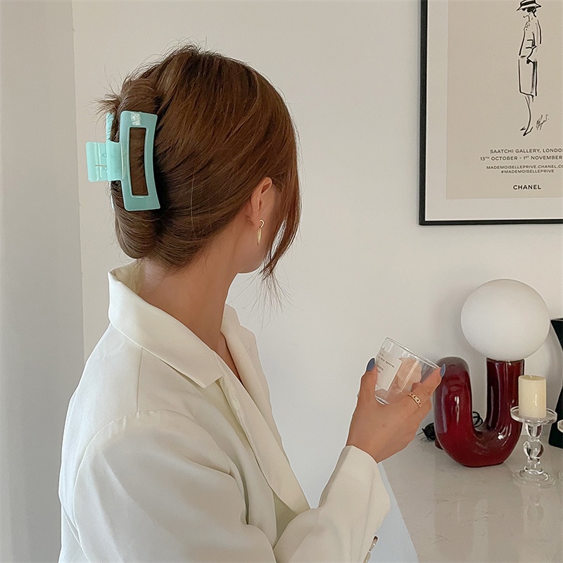 Kẹp tóc dạng càng cua bằng nhựa màu trơn thiết kế hở cá tính sành điệu cho nữ