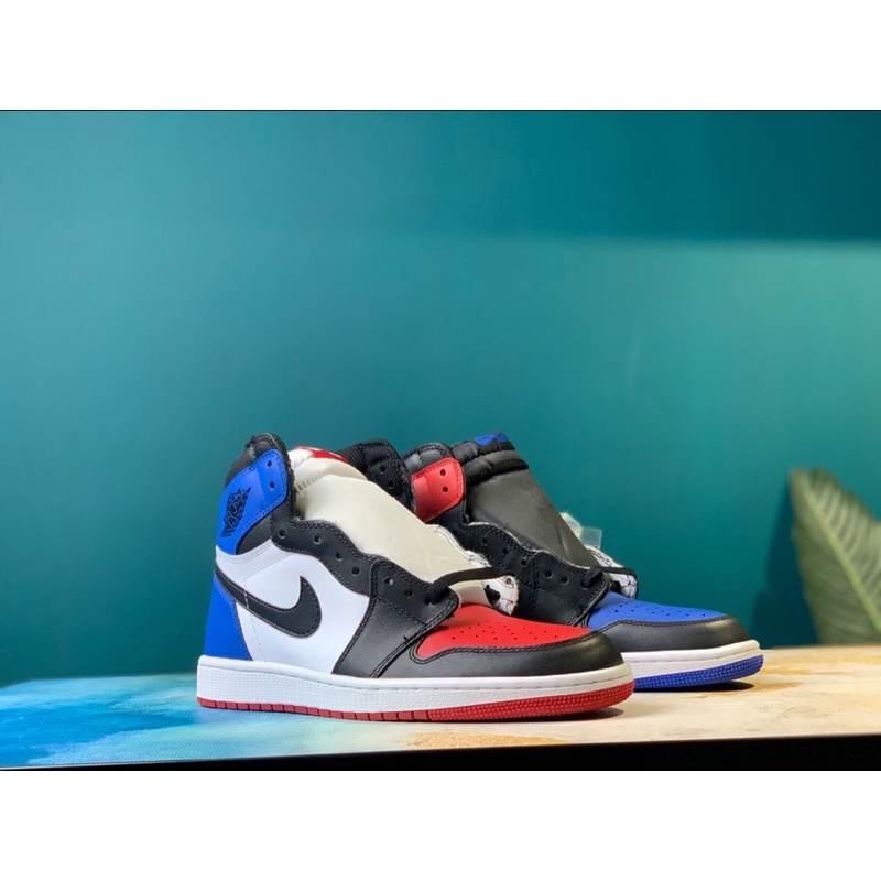 Giày sneaker air jordan1 high og "top3"