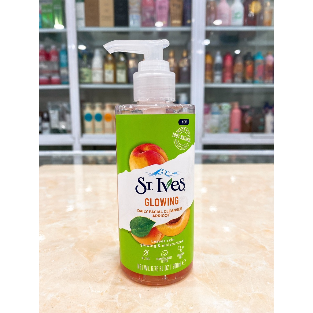 Sữa Rửa Mặt Dạng Gel Dịu Nhẹ ST.Ives Daily Facial Cleanser USA 200ml