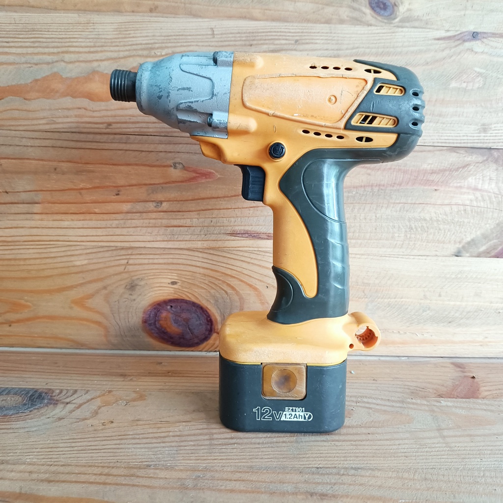 Khoan bắn vít National bãi nhật