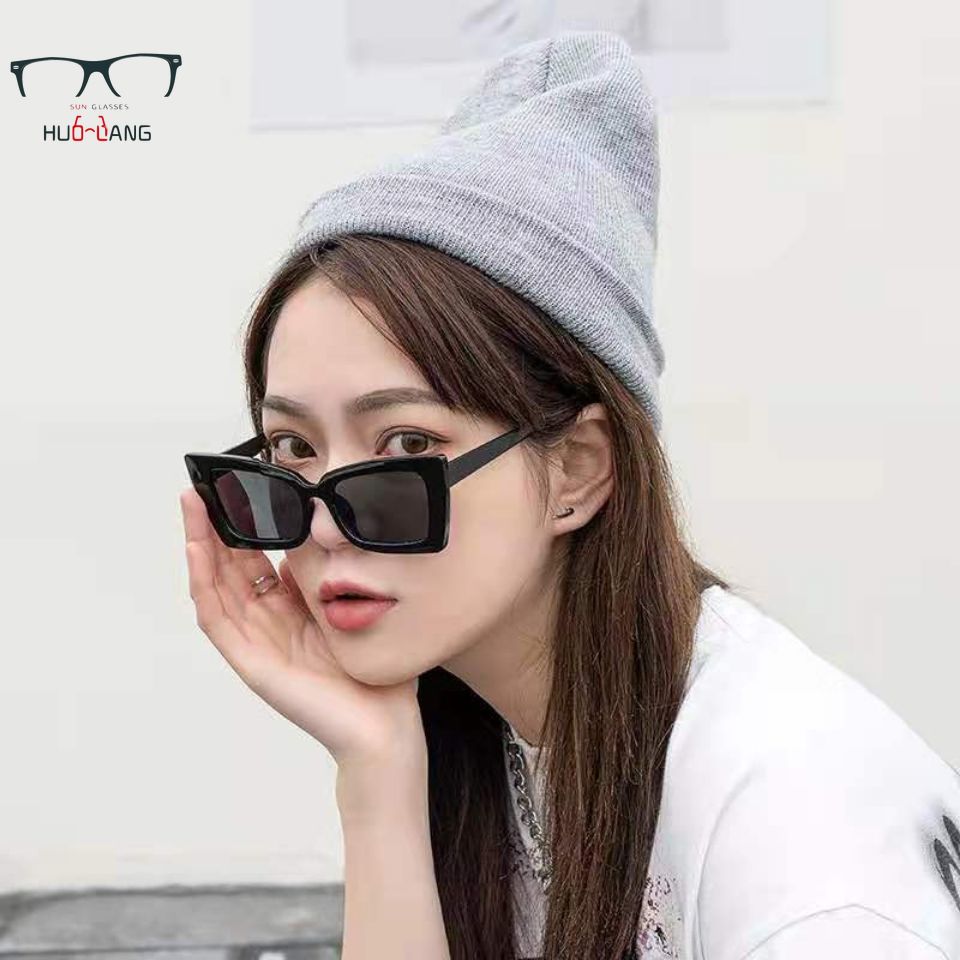 Kính mát gọng vuông retro cho nam nữ