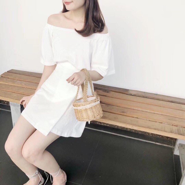 (có lót trong) SET CHÂN VÁY CỘT NƠ BÊN HÔNG VÀ ÁO TRỄ VAI ĐỘC LẠ - SET ÁO CỔ VUÔNG TRỄ VAI + CHÂN VÁY NƠ VẠT LỆCH ĐEN TR