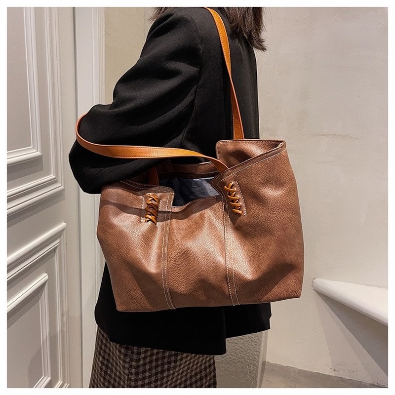 Túi Tote Đeo Vai / Xách Tay Cỡ Lớn Phong Cách retro Mới 2022 NB00443