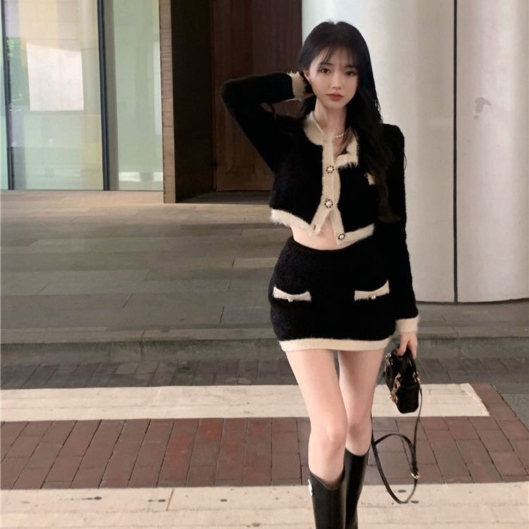 Set áo len dài tay cardigan croptop phối chân váy ngắn body