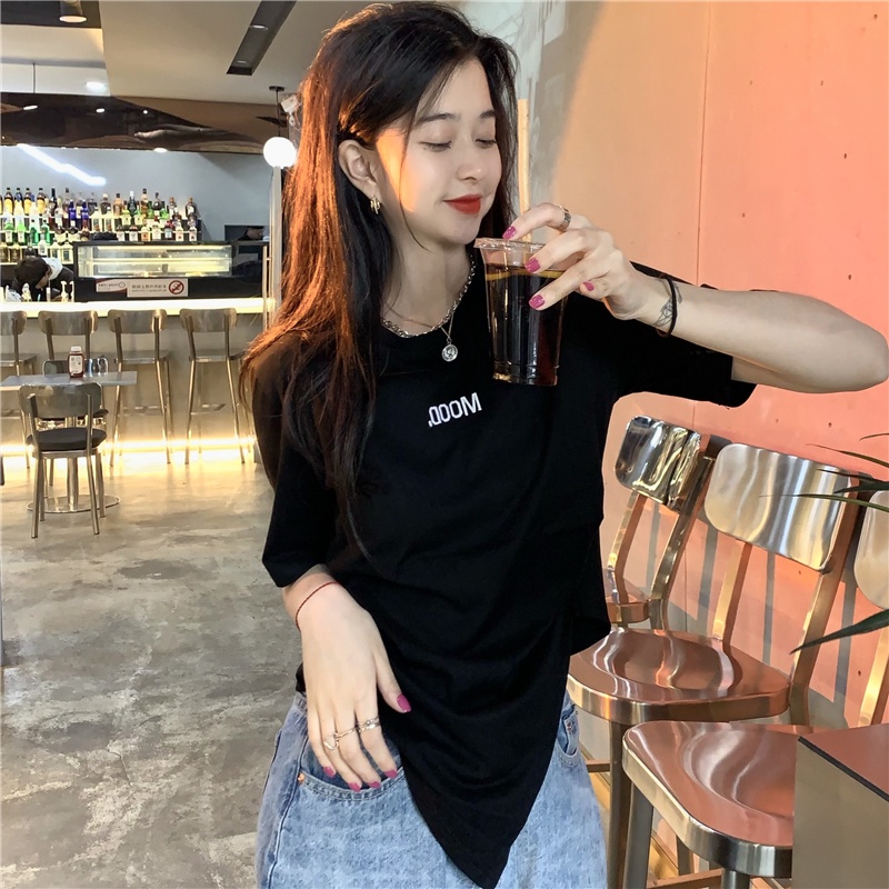 Áo Thun Tay Ngắn Cổ Tròn Thêu Họa Tiết Phong Cách Hàn Quốc Cho Nữ