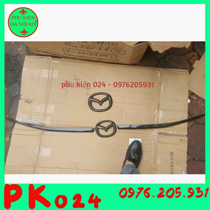 [CX-5 2018-2020] Ốp Trang Trí Tay Mở Cốp Logo Xe Ô Tô CX5, CX-5 2018 2019 2020 Vân Cacbon