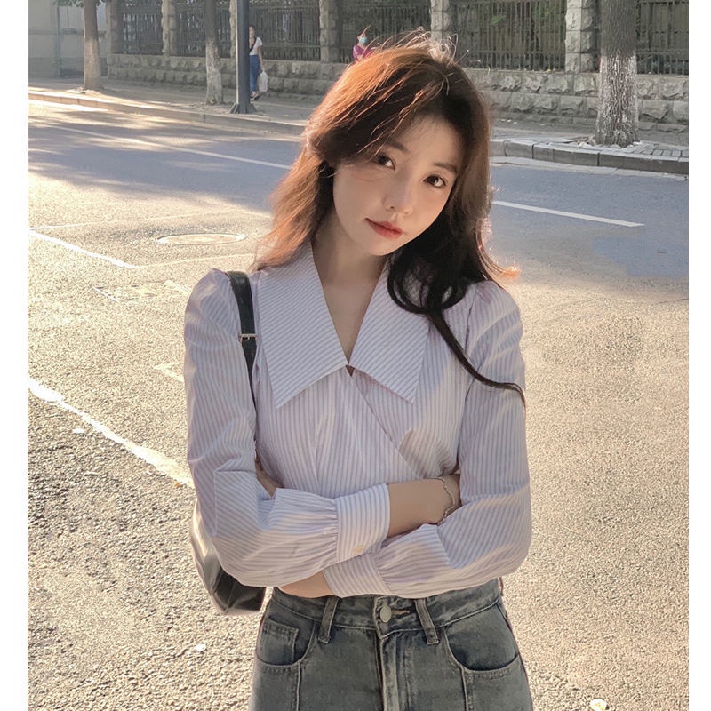 Áo Sơ Mi Kẻ Sọc Lưng Cao Phong Cách Thời Trang Hàn Quốc 2022