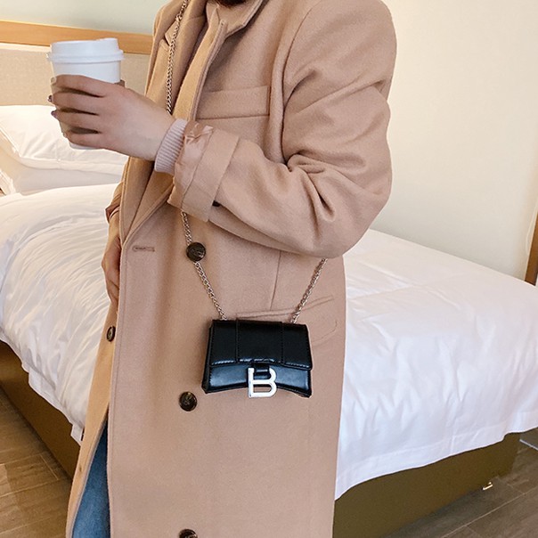 Túi Đeo Chéo Nữ, Túi Đeo Vai  Mini Khóa Bấm Chữ B SK1210