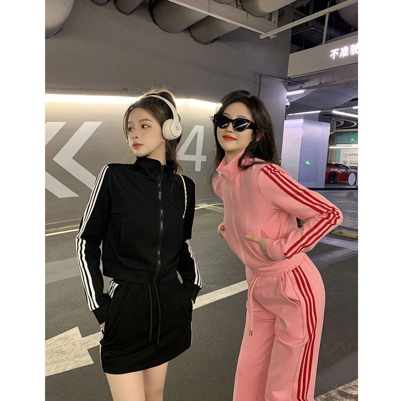 Set đồ COZOKC gồm áo len tay dài và chân váy ngắn/ quần dài thời trang thể thao cho nữ