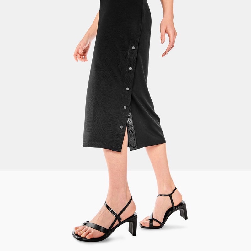 Giày Sandal Gót Trụ Xỏ Ngón Vagabond