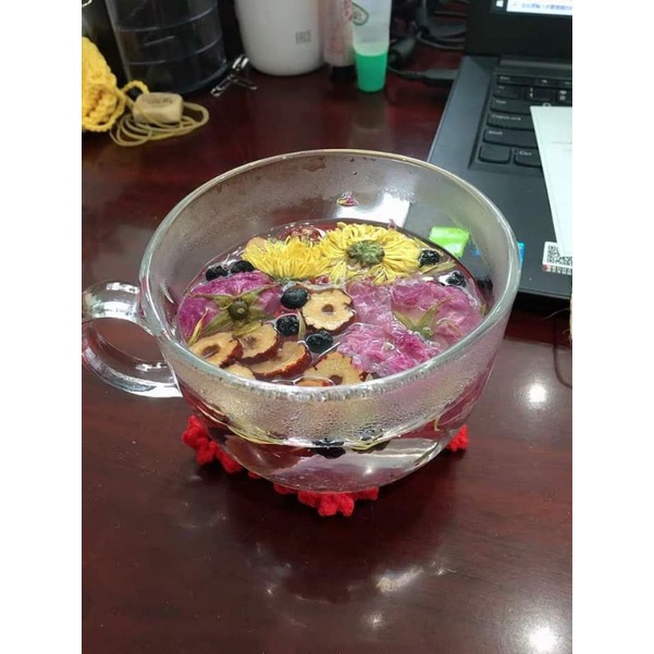 Trà hoa cung đình gồm (Hoa hồng -Kỷ tử -Táo đỏ -Hoa cúc -Hoa nhài -Cỏ ngọt-Long nhãn)