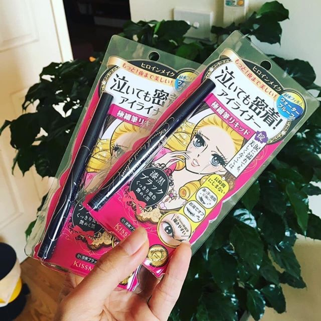 Kẻ mắt Kiss Me Heroine Mạe Smooth Liquid Eyeliner