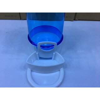 Bình đựng thức ăn tự động