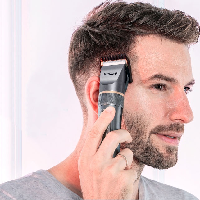 Tông đơ cắt tóc AKIO dùng cho salon cho bé và gia đình dùng pin sạc USB