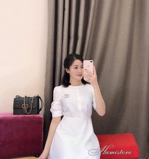 Váy trắng xoè cúc bọc thiết kế( kèm video ảnh thật)