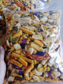 combo 2kg hoa quả sấy vụn