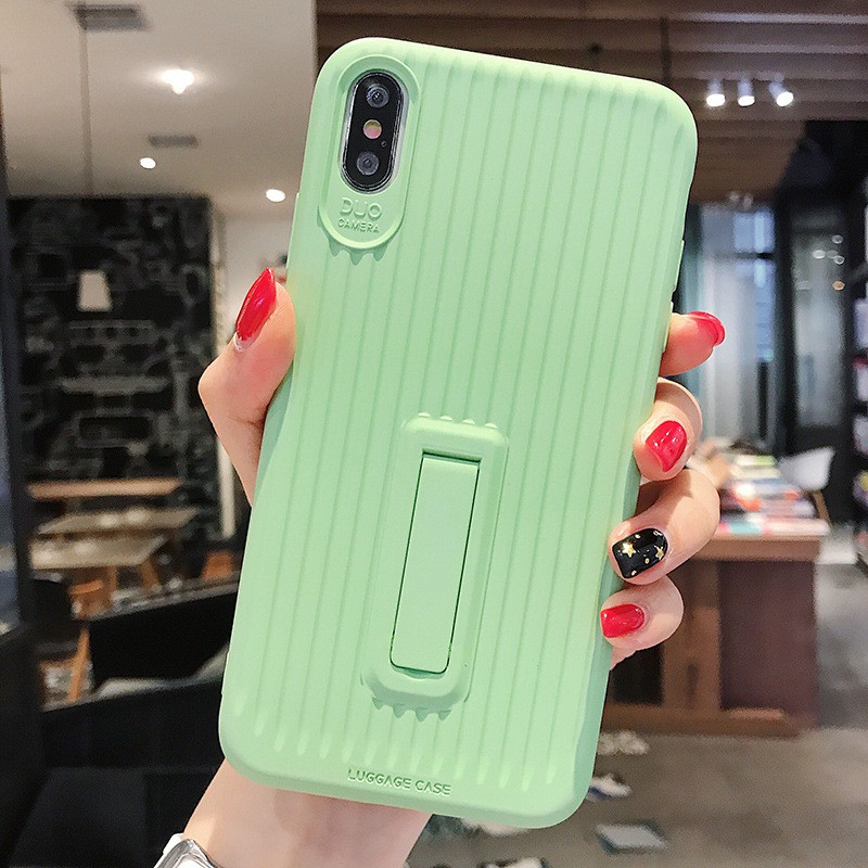 ỐP IPHONE Luggage Case tích hợp chân chống xem phim