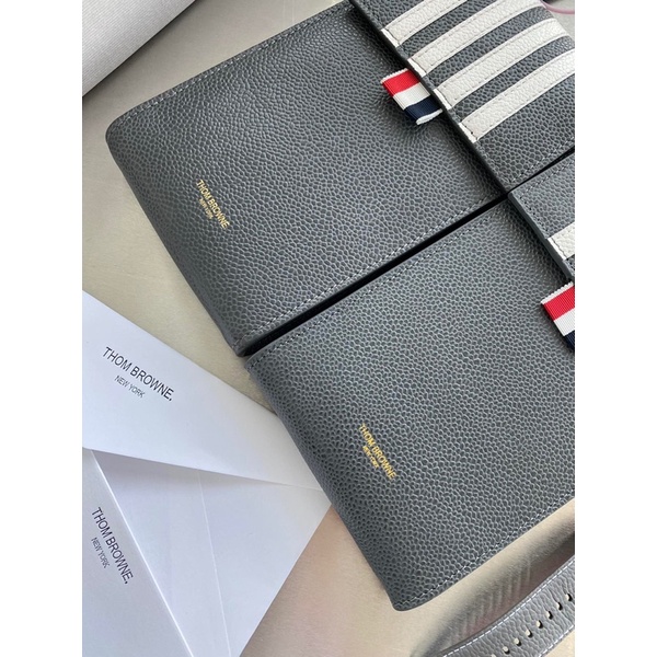Túi đeo chéo đựng điện thoại da thật cao cấp thương hiệu Thom Browne TB hàng vip 1-1