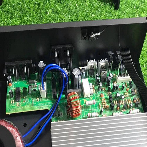 Amply karaoke bluetooth chạy điện 12v và 220v Sunbuck 326BT