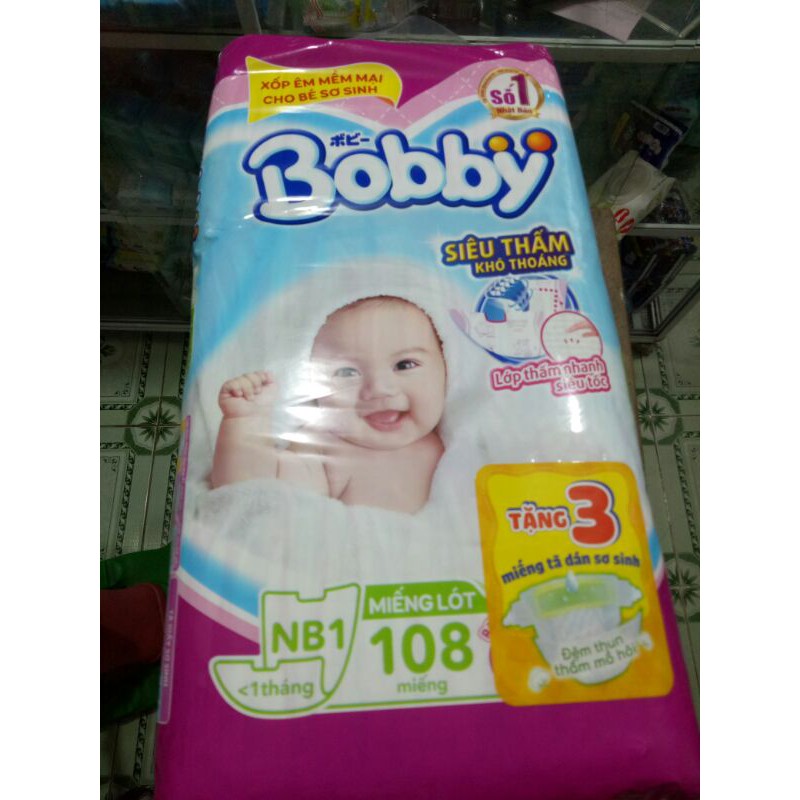 Miếng lót Bobby newborn 1 hàng tặng thêm 3 miếng tã dán size XS