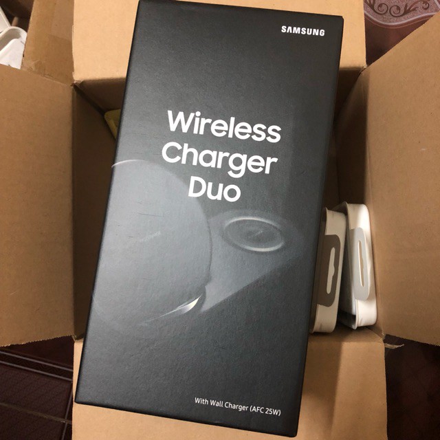 Đế sạc đôi Wireless Charger Duo Samsung Galaxy Note 9 EP-P5200