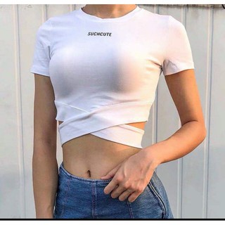 Áo croptop xoắn eo