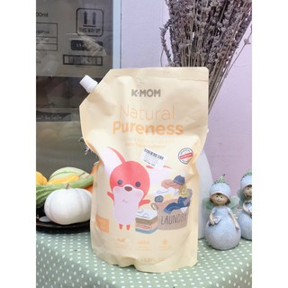 Nước xả vải sơ sinh hữu cơ K-Mom Hàn Quốc (Can 1700ml / Túi 1300ml)