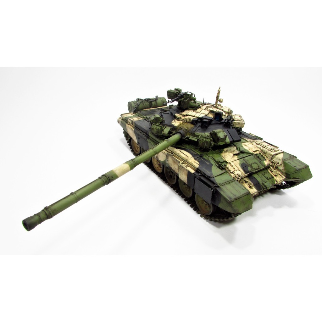 Trumpeter 05562 Mô Hình Xe Tăng 1/35 Russian T-90A Main Battle Tank - Wladimir Turret