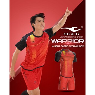 Bộ quần áo bóng đá Warrior - Keep & Fly
