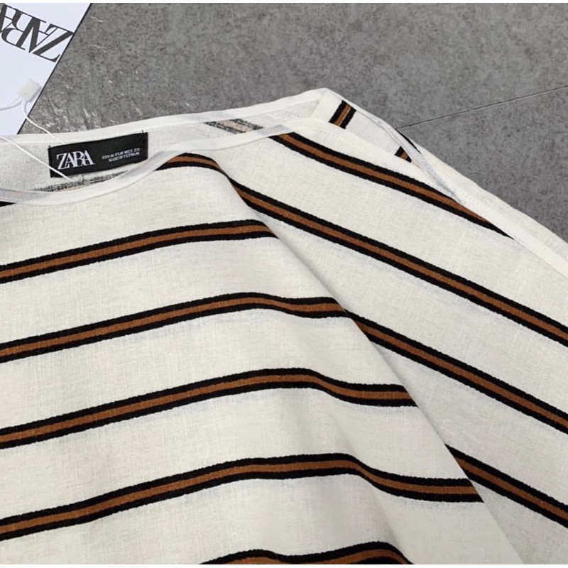 Áo Linen vạt ngang cổ somi. Hình cận vải shop chụp cận vải