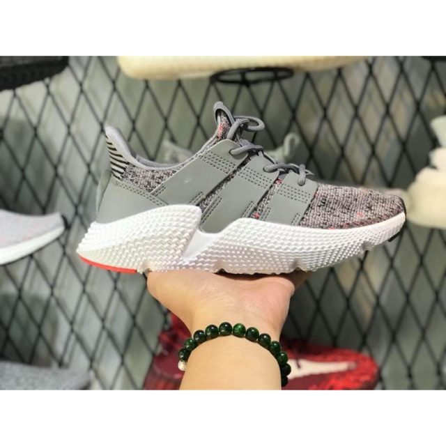 Prophere