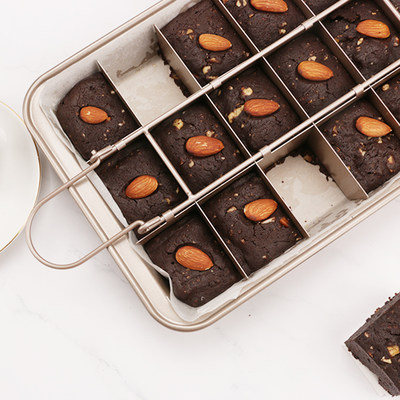 Khuôn bánh brownie pan18 hình chữ nhật ngăn cách Bánh Táo tàu