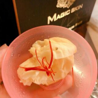 MẶT NẠ TRẮNG DA LUXURY SAFFRON MAGIC SKIN