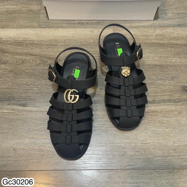 Dép/ giầy Sandal nam GC đính logo siêu chất - Giày Dọ nam đế cao su siêu bền